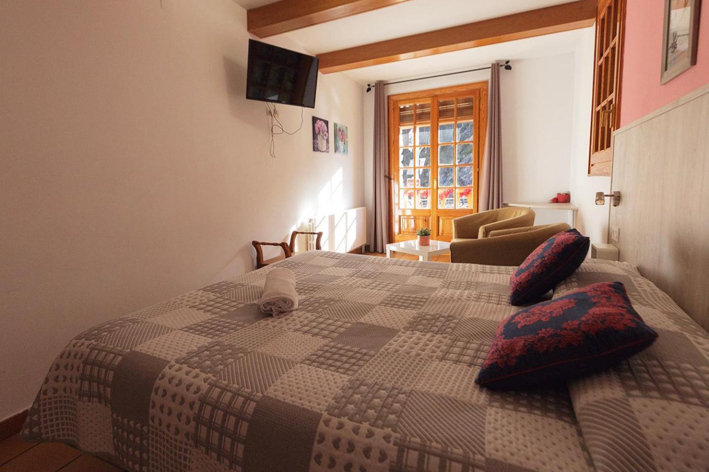 Hotel Lamoga Llavorsí Eksteriør billede